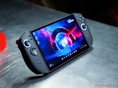 Das Legion Go 2 ist einer der vielseitigsten Gaming-Handhelds am Markt. (Bildquelle: Notebookcheck)
