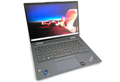 Das 2022 erschienene Lenovo ThinkPad X1 Yoga Gen 7 ist zum Tiefpreis erhältlich (Bild: Andreas Osthoff)