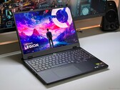 Test Lenovo Legion 5 15IRX10 Gaming Laptop - Brillanter OLED und RTX 5070 für 1.499 Euro