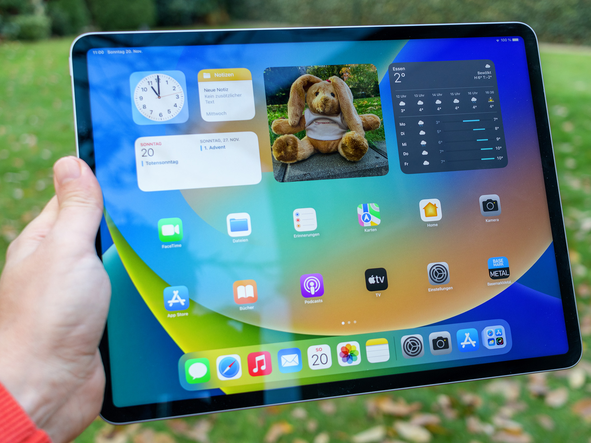 Test Apple iPad Pro 12.9 (2022) Apples RiesenTablet arbeitet jetzt