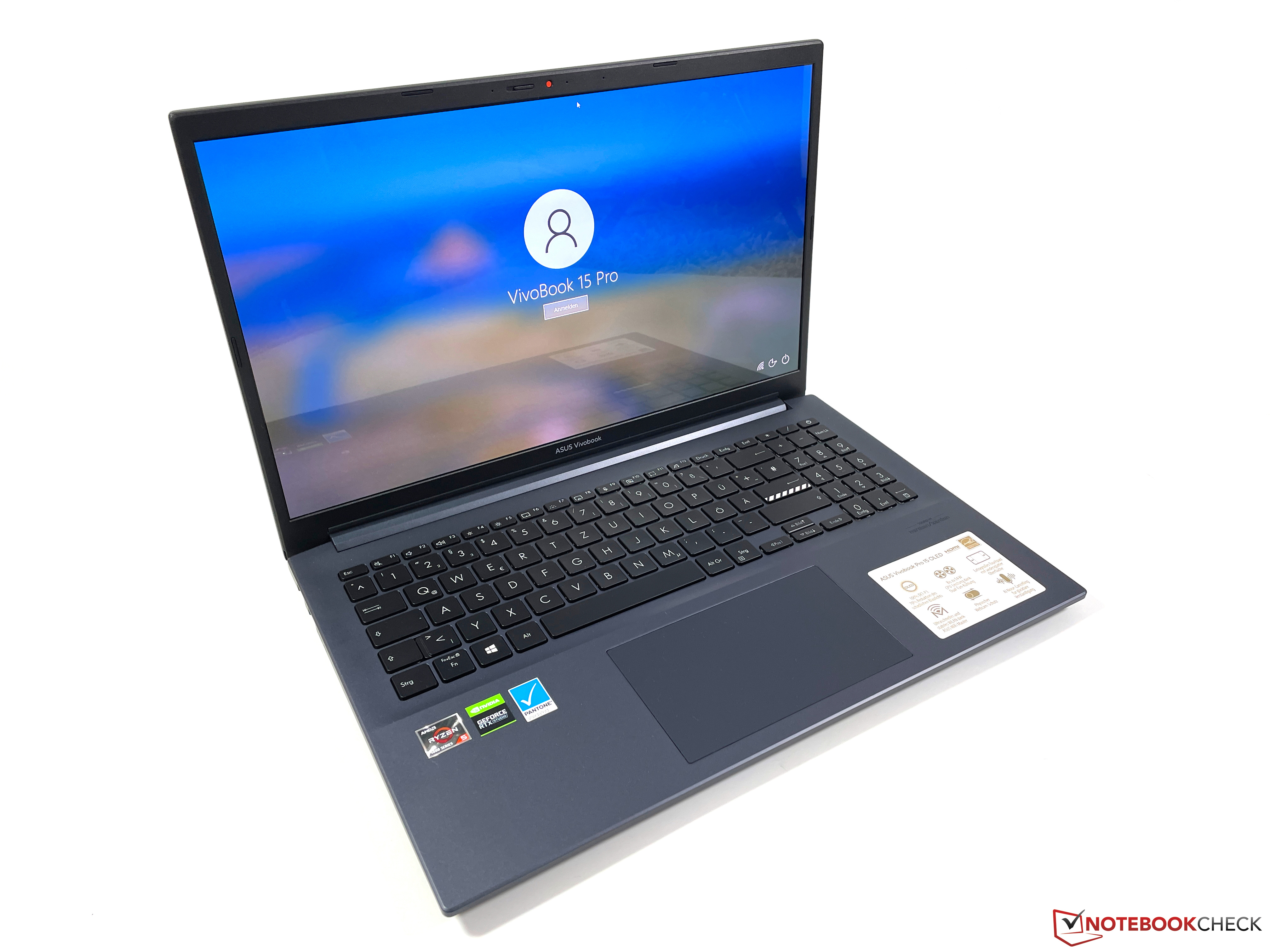Asus VivoBook 15 Pro OLED im viel mit Multimedia-Laptop Tests Notebookcheck.com - Leistung Günstiger Test