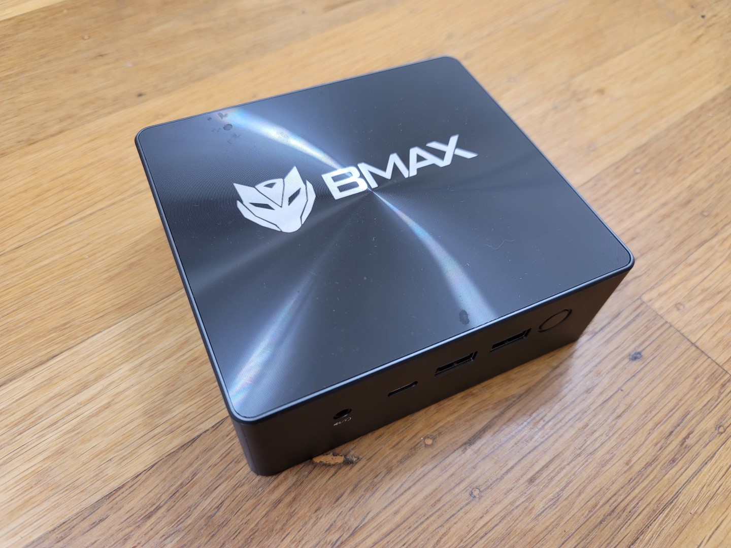 BMax B5 Pro G7H8 Mini-PC Im Test: Debüt Des Intel Core I5-8260U ...