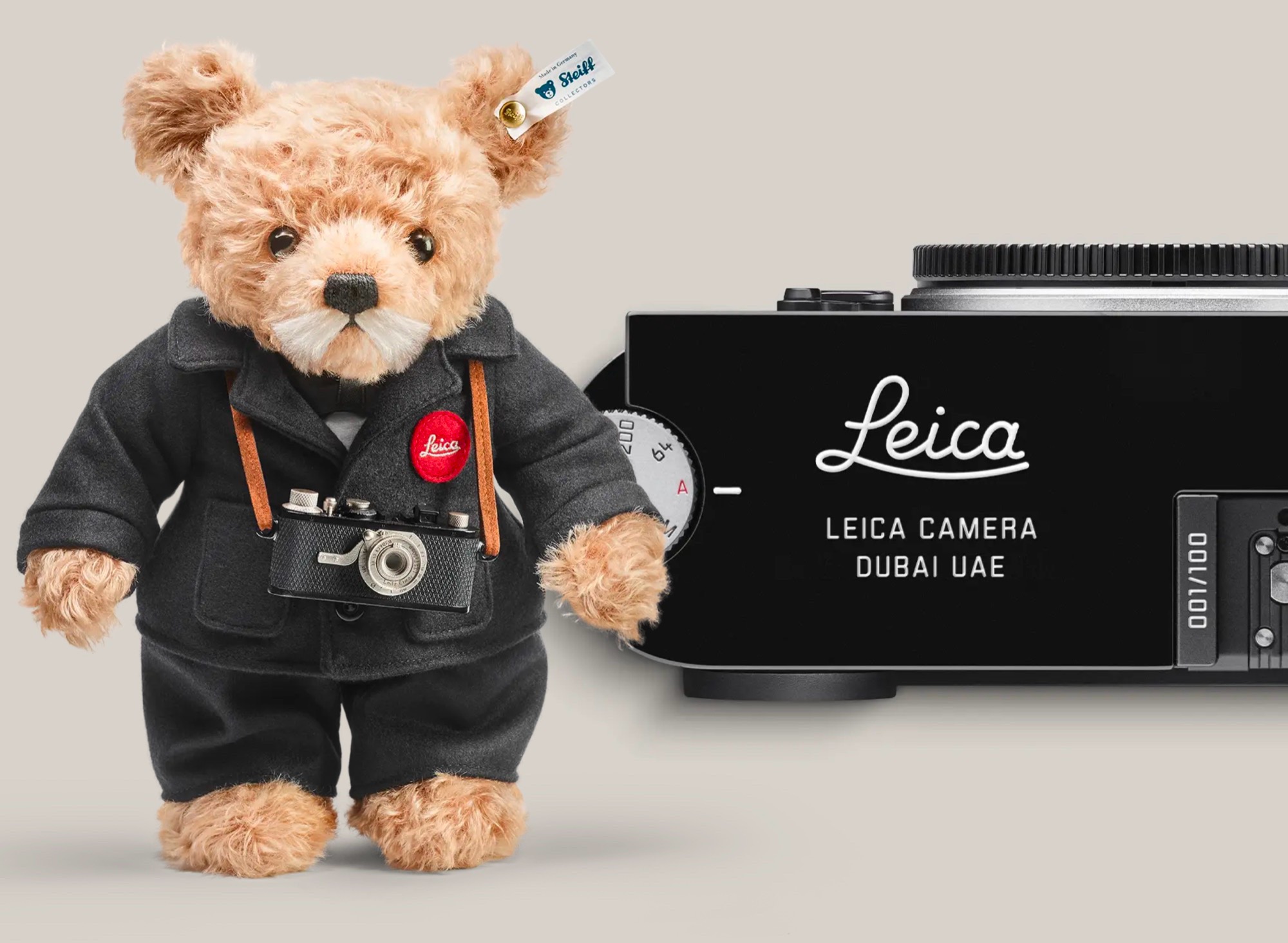 Leica feiert 100 Jahre Leica I mit Leica M11 Limited Edition, Sammlerbär, Stiften und Gadgets