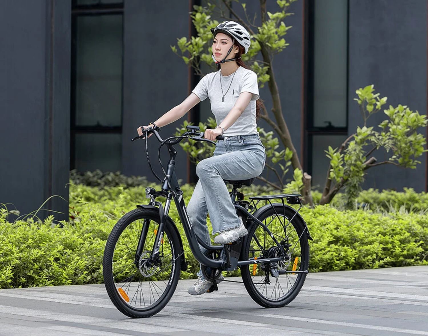 E-Bike für unter 500 Euro: Touroll B1 mit 90 km Reichweite und Shimano Schaltung zum Schnäppchenpreis im Angebot