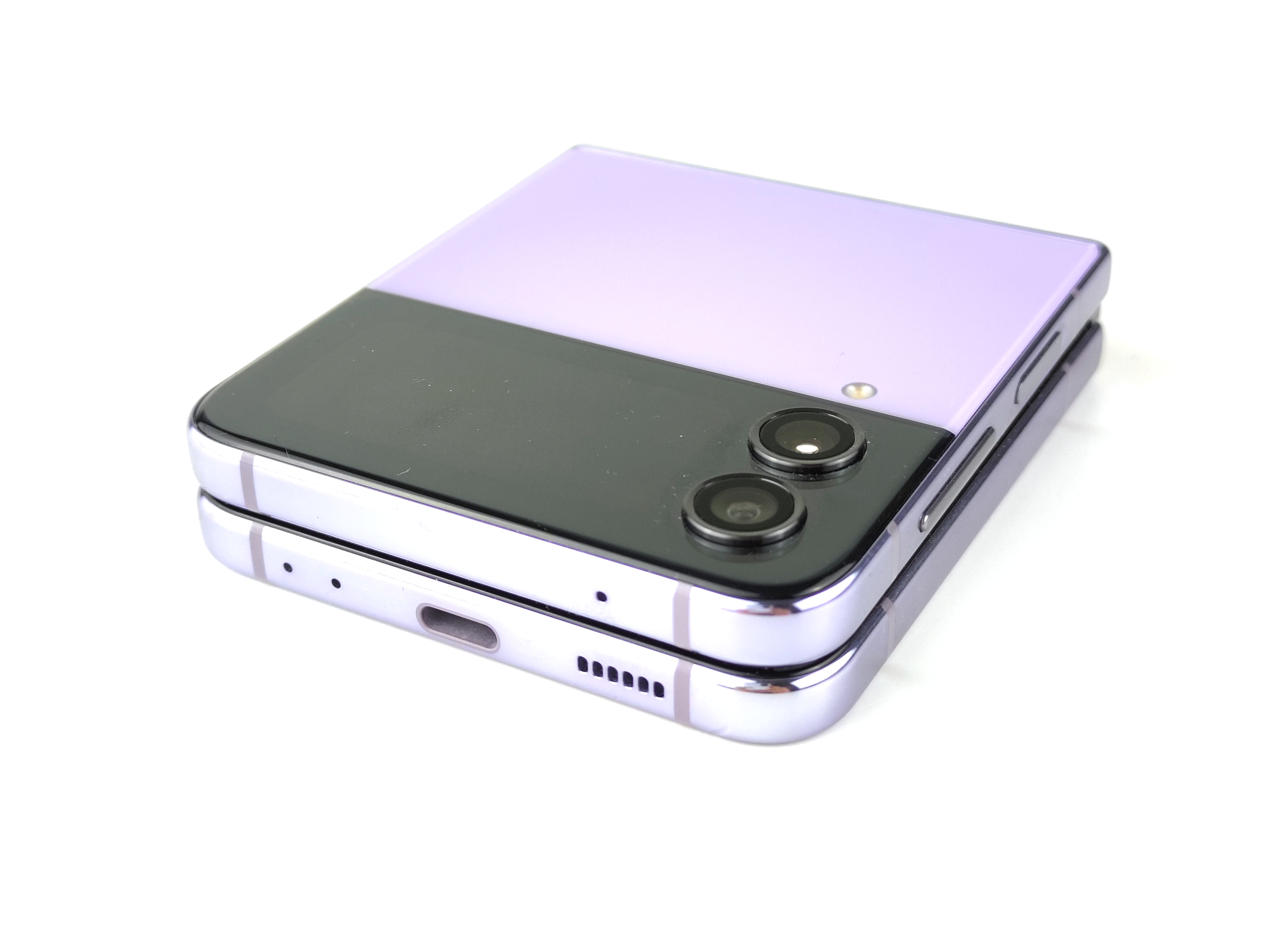 Flip4 Notebookcheck.com - Samsung Foldable-Smartphone Frustration Kompaktes Z Tests Galaxy trotzt Test 5G -