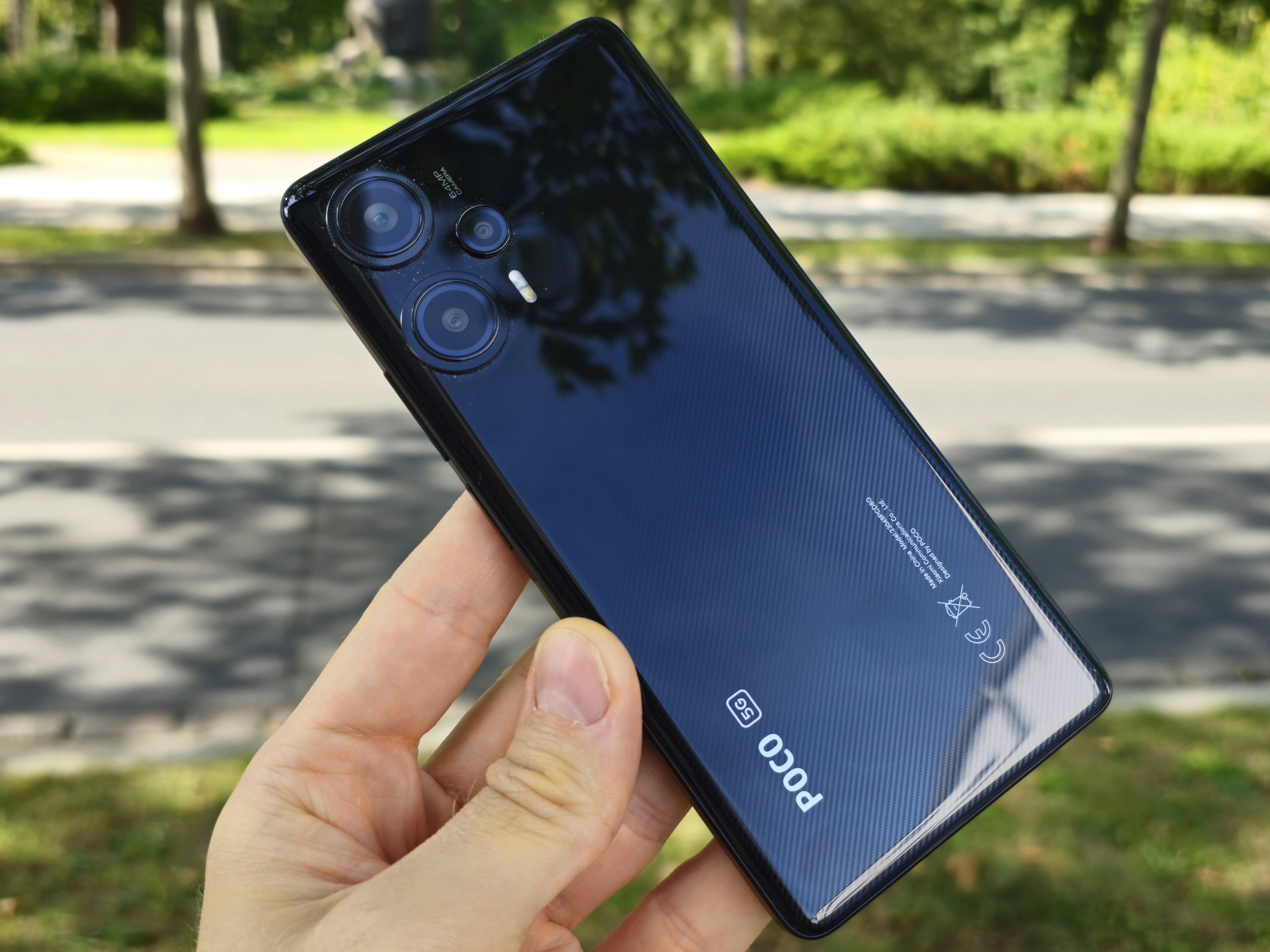 Test Poco F5 Smartphone - Leichtes Xiaomi-Handy deklassiert