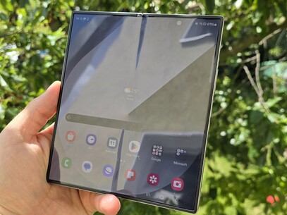 Test Samsung Galaxy Z Fold 6 Smartphone