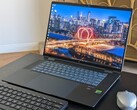 HP hat das elegante Spectre x360 16 im hauseigenen Online-Shop um fast 30% reduziert (Bildquelle: Allen Ngo)