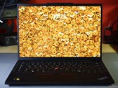 Test Lenovo ThinkPad T14s Gen 6 Laptop: Snapdragon X Elite führt zu epischer Akkulaufzeit