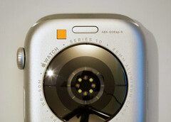 Fotos sollen einen Prototyp der Apple Watch Series 10 mit zusätzlichem Sensor zeigen. (Bildquelle: @StellaFudge)