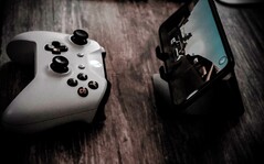 Microsoft wollte Apple entgegen kommen, um Game-Streaming per xCloud auf dem iPhone möglich zu machen. (Bild: StorresJayrMx)