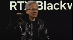 Nvidia CEO Jensen Huang hat die RTX 5000 Desktop-GPUs mit dem Codenamen Blackwell offiziell vorgestellt (Bildquelle: Nvidia)