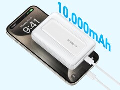 Die A1684 ist eine neue Powerbank mit drahtloser Ladung (Bildquelle: Anker)