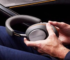 Die Bowers & Wilkins Px8 McLaren Edition setzt auf ein Farbschema in Grau und Orange, das von McLaren inspiriert wurde. (Bild: Bowers & Wilkins)