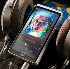 Der neueste Musikplayer von HiBy besitzt gleich vier Kopfhöreranschlüsse. (Bildquelle: HiBy)