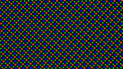 Das OLED-Display setzt auf eine RG/BG-Sub-Pixel-Matrix bestehend aus einer roten, einer blauen und jeweils einer grünen Leuchtdiode