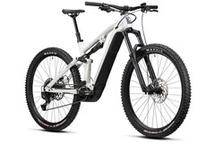 Das Radon Render AL 7.0 E-Bike mit Vollfederung ist momentan für 3.029 Euro erhältlich (Bild: Radon)