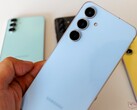 Das Samsung Galaxy S25 FE wird im Vergleich zum Galaxy S24 FE einen größeren Akku erhalten, wie ein Specs-Leak verrät. (Bildquelle: Notebookcheck)