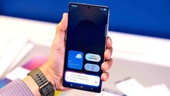 Samsungs Galaxy S25 Ultra Nachfolger dürfte eher nicht mit lochfreiem Display und UDC auf den Markt kommen. (Bildquelle: Samsung)