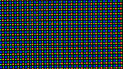 Die OLED-Displays setzen auf eine RG/BG-Sub-Pixel-Matrix bestehend aus einer roten, einer blauen und jeweils einer grünen Leuchtdiode.