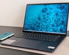 Dell hat mit dem Inspiron 16 7640 2-in-1 ein gut aussehendes 16-Zoll-Multimedia-Convertible günstig im Angebot (Bildquelle: Allen Ngo)