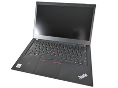 Das ThinkPad T14 Gen 1 bietet LTE-Konnektivität und eine ordentliche Menge RAM (Bildquelle: Benjamin Herzig)