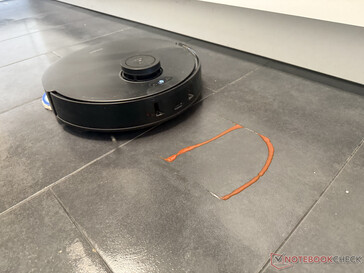 Im Ketchup-Test gelingt dem Ecovacs Deebot T30S Combo Complete...