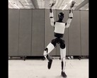 Der Tesla Optimus präsentiert seine Tanz-Moves und soll damit eine „verkörperte Intelligenz“ demonstrieren. (Bildquelle: Tesla Optimus via X / ehemals Twitter)