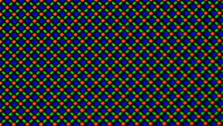 Das OLED-Display setzt auf eine RG/BG-Sub-Pixel-Matrix bestehend aus einer roten, einer blauen und jeweils einer grünen Leuchtdiode