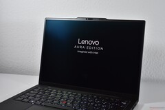 Preise werden fallen: Weitere Option für Lenovo ThinkPad X1 Carbon Gen 13 kommen bald, inklusive WUXGA IPS LCDs und Ultra 5 CPUs (Bildquelle: Benjamin Herzig)