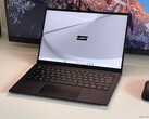 Schenker VIA 14 Pro (M24) Laptop im Test - Kompaktes AMD-Subnotebook jetzt mit Ryzen 8000 und hellerem Display