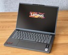 Test Lenovo IdeaPad Slim 3 14 - Günstiger Multimedia-Laptop dank Zen 4 mit viel Leistung