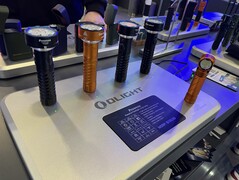 Ausgewählte Taschenlampen konnten auf der CES ausprobiert werden. (Bildquelle: Andreas Sebayang/Notebookcheck.com)