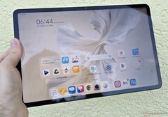 Das Honor Pad 9 ist ein 12 Zoll messendes Android-Tablet zum Deal-Preis von etwas über 200 Euro (Bildquelle: Marcus Herbrich)