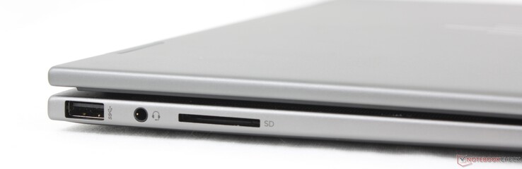 Links: USB-A 10 (10 Gbps), 3,5-mm-Kopfhörer, SD-Kartenleser