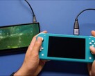 Die umgebaute Nintendo Switch Lite kann per HDMI an Fernseher oder Monitore angeschlossen werden (Bildquelle: Taki II via YouTube)