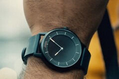 Die Norm 2 Smartwatch setzt auf ein Design, das stark von analogen Uhren inspiriert wurde. (Bildquelle: Norm Denmark)