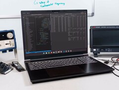 Oryx Pro: Notebook mit starker Ausstattung (Bild: system76)