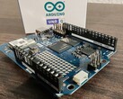 Der Arduino UNO Q ist quasi ein Raspberry Pi mit Arduino-Genen (Bildquelle: Notebookcheck)