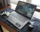 Test Acer Aspire 17 2024 Laptop: Schwache dGPU und enttäuschendes Display