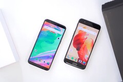 Das OnePlus 5T im ersten Hands-On-Video im Vergleich mit dem Vorgänger.