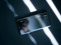 Den Speicher von älteren Smartphones aufzurüsten ist offenbar möglich, wenn der Hersteller das möchte. (Bild: Alex Escu)