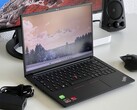 Die AMD-Version des Lenovo ThinkPad E14 Gen 5 ist aktuell für 449 Euro erhältlich (Bildquelle: Andreas Osthoff)