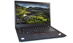 Das Lenovo ThinkPad T490 mit dem hellen Display-Panel ist wieder für 299 Euro im Angebot (Bildquelle: Benjamin Herzig)