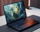 Während viele Gaming-Laptop-Hersteller auf 16-Zoll setzen, hat Schenker mit dem XMG Fusion 15 ein gut aussehenden 15-Zöller im Sortiment (Bildquelle: Alex Wätzel)