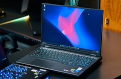 Das Lenovo Legion Pro 5 16 mit der RTX 4070 ist jetzt für alle zum stark rabattierten Deal-Preis erhältlich (Bildquelle: Alex Wätzel)