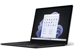 Media Markt verkauft den Surface Laptop 5 13 derzeit mit einem stattlichen Rabatt in Höhe von 20 Prozent (Bild: Microsoft)