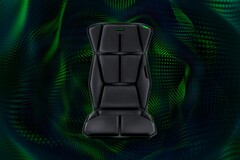 Die Sitzauflage Razer Freyja bietet immersive Rumble-Features und lässt PC-Spieler gegnerische Treffer hautnah miterleben. (Bildquelle: Razer)