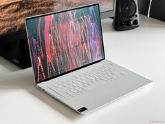 Der Google Pixel Laptop soll als Konkurrent zu Ultrabooks wie dem Dell XPS 14 positioniert werden. (Bildquelle: Notebookcheck)