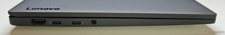 Links: HDMI 2.1, 2x USB-C 4.0 mit Thunderbolt 4 (40 GBit/s, DisplayPort-ALT-Modus 2.1, Power Delivery 3.0), 3,5-mm-Audio